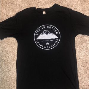 Montana scene T-shirt